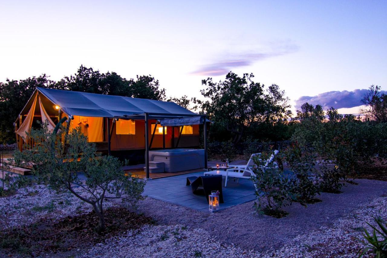 Luxe tent Grande Glamping *